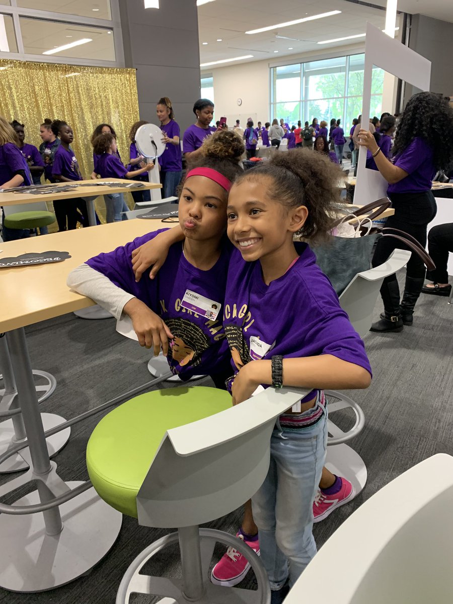 mshanks2u's tweet photo. Could not think of a better way to spend my day than at the Black Girl Magic Conference . Thank you Rosa Thompson for your vision and your brilliance. I don’t think our *girls will ever forget this day! ❤️ (*me... actually I won’t forget it) https://t.co/31AFQzNDPh