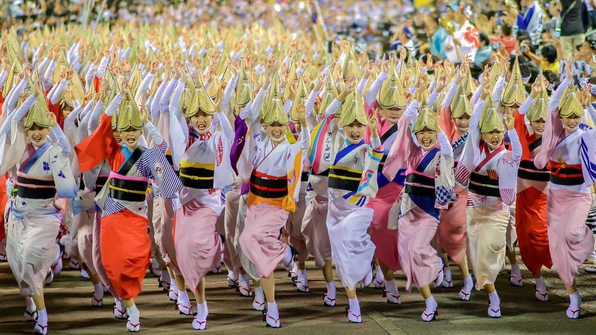 はるやすみ على تويتر だいたい低身長 胴長 丸顔な日本人にハットやキャップは似合わないんだって やるならばこちら方向でアレンジしなきゃね オリンピアの 祭 典なのだから制服も 祭り でいいべ