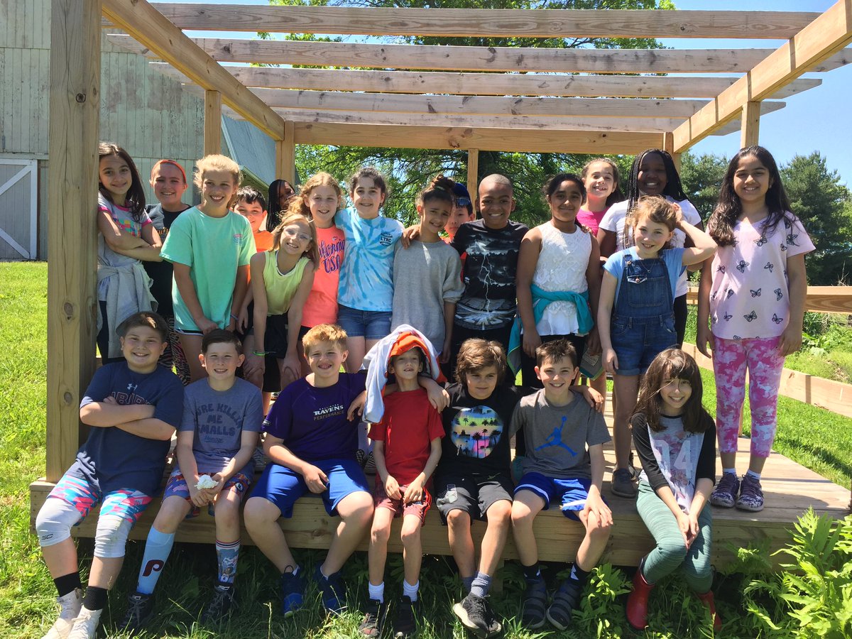 msnolanfges's tweet photo. Great start to Memorial Day weekend and a fun trip to Karma Farm as a part of Days of Taste! @FortGarrisonES https://t.co/SKHMnpO7V5