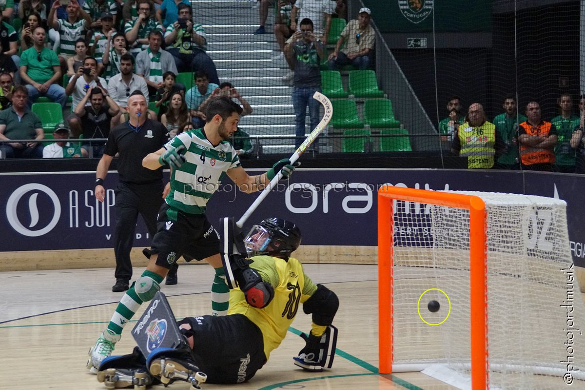 Photojordimusik's tweet photo. Fotografies semifinal Eurolliga @Sporting_CP - @FCPorto
#SportingCP #HoqueiSCP #SCP #FCPorto #Porto #dragões #osdragões #Lisboa #hoqueipt #euroleague #hoquei #hoqueipatins #okeuro #hoqueiempatins #rinkhockey #hockey #hockeypatines #ok #okf4euro #f4okeuro https://t.co/hdGAadmCie https://t.co/p9zJCXD8zM