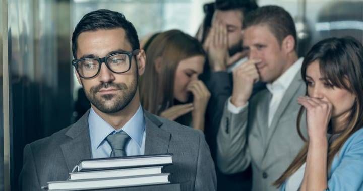 SurgeHR's tweet photo. BEST PRACTICES - It doesn’t have to be awkward.  This article is a good guide on how to have the conversation on body odour in the workplace. #SURGEHR #BEST PRACTICE https://t.co/ptIAFxD1Z7 https://t.co/JmD3j4i3nu