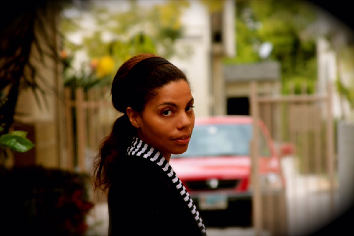 FilmFortWorth's tweet photo. Happy #FemaleFilmmakerFriday to @cgpeoples! 🎉 Channing was selected as one of the directors for the 3rd season of the @shatterbox female-directed Short Film Series, in partnership with @refinery29 &amp; @levelforward. We can’t wait to watch! https://t.co/HUJrvfpzfu #filmfortworth https://t.co/ucuJ3O5isl