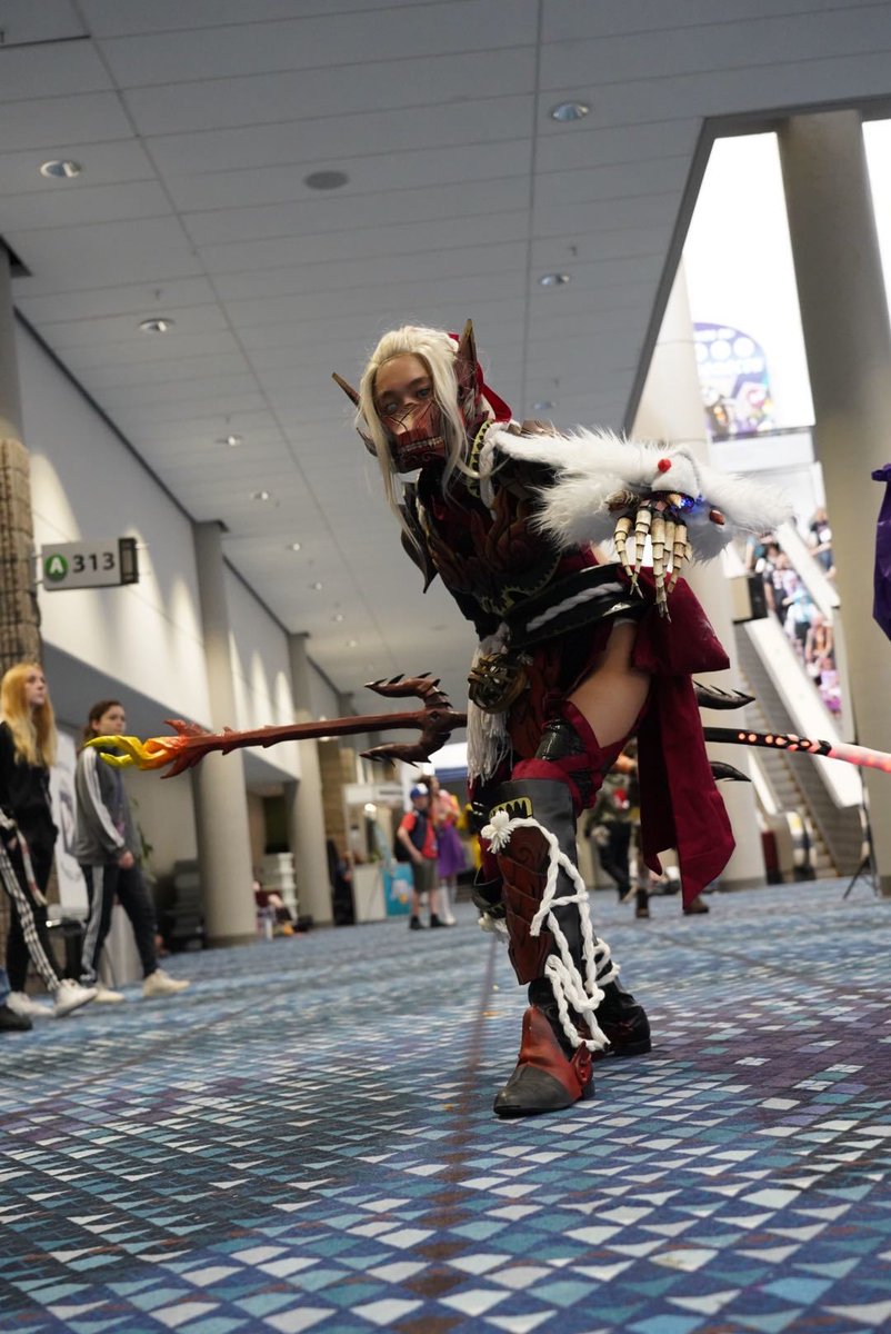 ChannelFredNet's tweet photo. The hunt is on!

#MonsterHunter 
#momocon #momocon2019 #convention #cosplay #CFN #channelFrederator #ChannelFrederatorNetwork #Frederator #frederatorlovesyou #fredfam #anime #manga #animegirl #animeboy #animefans #animelove #animeart #cosplay #cosplaygirls #cosplayofinstagram https://t.co/4br7hvsgss