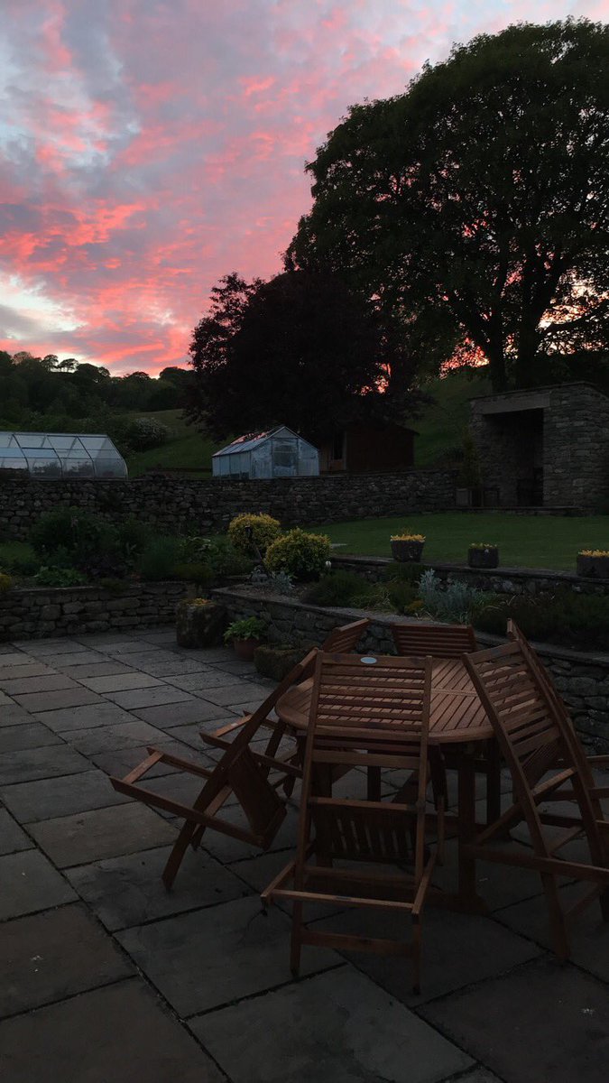 Lovely night for a walk to watch the sunset 🌅 

#views #YorkshireDales #Cumbria #sunset