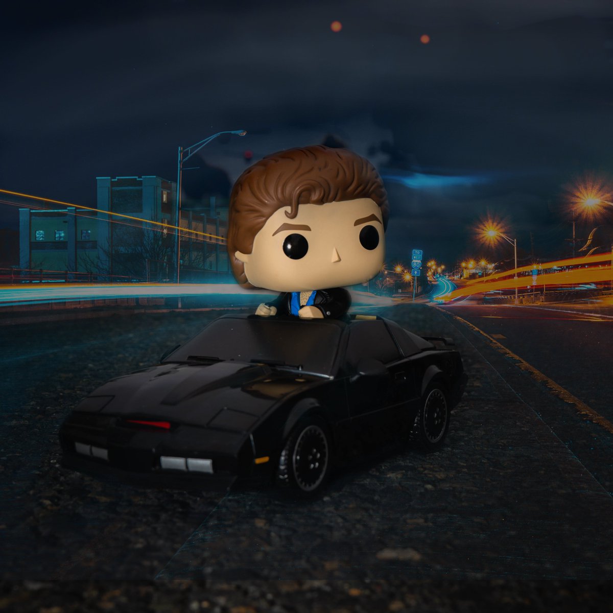 Happy National Road Trip Day! We took a look at the importance of road trips in pop culture! #NationalRoadTripDay funko.com/blog/article/b…