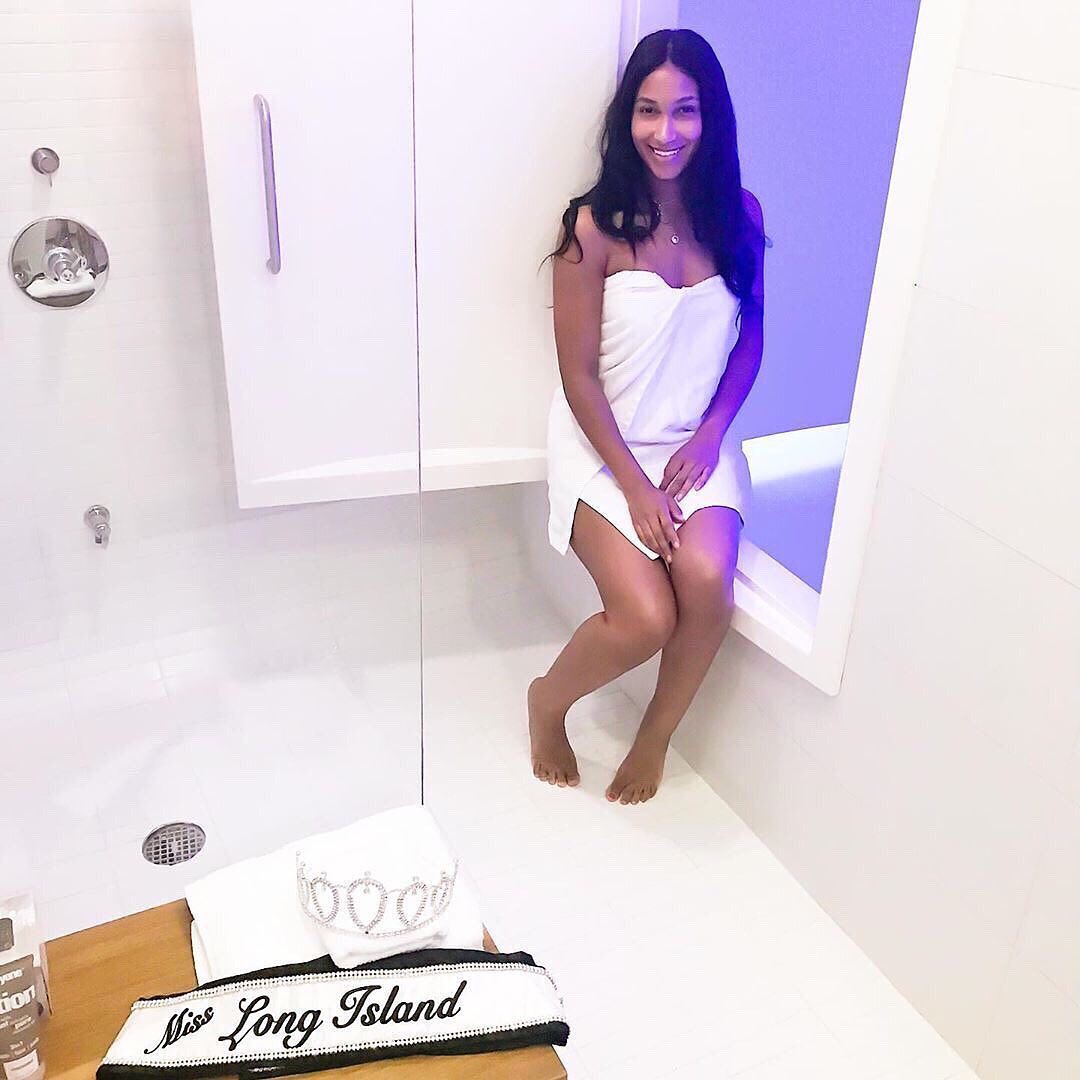 Happy to have Miss Long Island float with us at our Long Island Location! "Literally floating on cloud nine! 😍Thanks <a href="/michellenoellee/">Michelle Noelle</a>
#misslongisland #floattherapy #isolationtank #lifthuntington #liftfloats