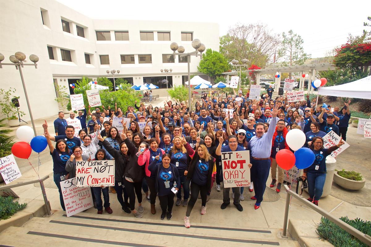 BlueShieldCA's tweet photo. For our #MayMonthofGiving, employees helped raise awareness about the vital role men play in eliminating sexual assault &amp; gender violence by joining @WAMIHS, &amp; they partnered w/ @handsonbayarea to create super hero capes for hospitalized children. #ShieldCACares #WhatWeStandFor https://t.co/RnP9xfrjeB