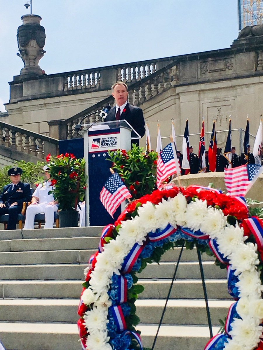 OneAmerica's tweet photo. @OneAmerica was a sponsor of the @RollsRoyce #500MemService. Together, with @GovHolcomb, @MayorBallard and Medal of Honor Recipient @WoodyWilliams45, we were proud to honor those who paid the ultimate sacrifice defending our country. #OneAmericaCares #loveindy #ThisIsMay https://t.co/V99XPNBFVo