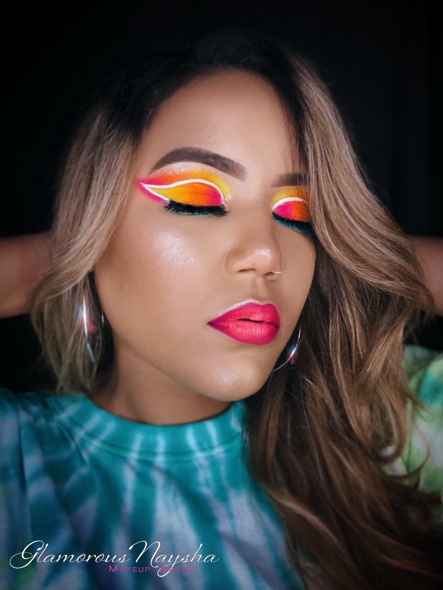 GlamorousNaysha's tweet photo. 𝒯𝓇𝑜𝓅𝒾𝒸𝒶𝓁 𝒞𝑜𝒸𝓀𝓉𝒶𝒾𝓁🍹
••••••••••••••••••••••
#makeupartist #wakeupandmakeup #makeupaddict #lashesfordays #makeupjunkie #glamorousnaysha #dotpr #nyxcosmeticspr #milanigirl #unleashyourinnerartist https://t.co/RZmsG2eJtj