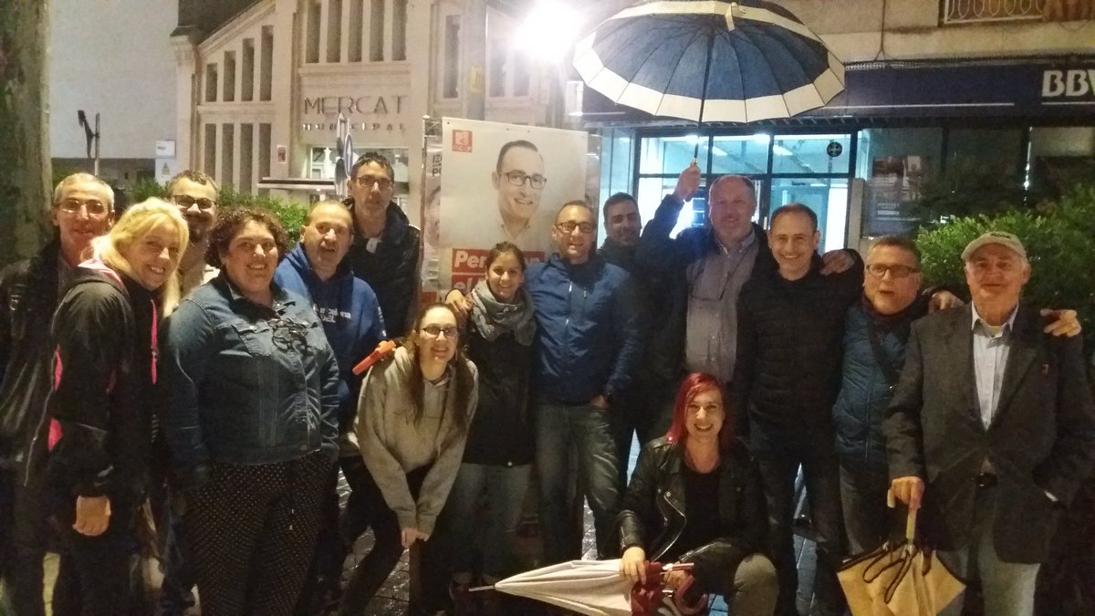 PSCElPrat's tweet photo. Final de campaña! El próximo domingo, PIENSA EN EL PRAT. VOTA SOCIALISTA
@PerezJP_
#femquepassi #tenimprojecte
#pensaenelprat #JPalcalde
#municiprat #elprat https://t.co/byQhsdg06B