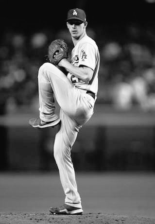 ProfPicks's tweet image. A confiar en Walker Buehler/ to trust  in Walker Buehler