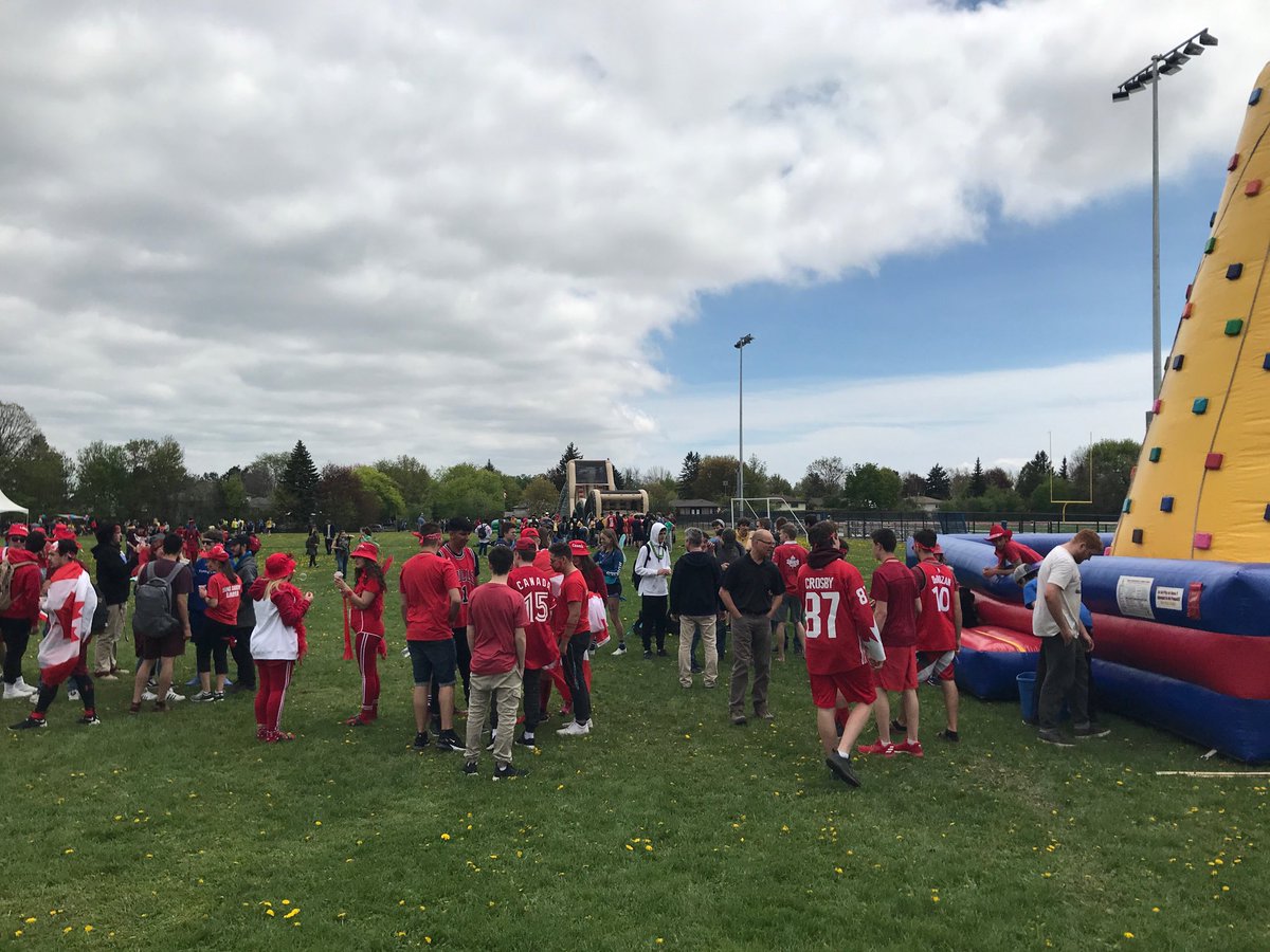 Such a great Colour Carnival ⁦<a href="/HumberviewSS/">Humberview S.S.</a>⁩ - thank you ⁦<a href="/HumberviewSAC/">Humberview SAC</a>⁩ and staff sponsors!