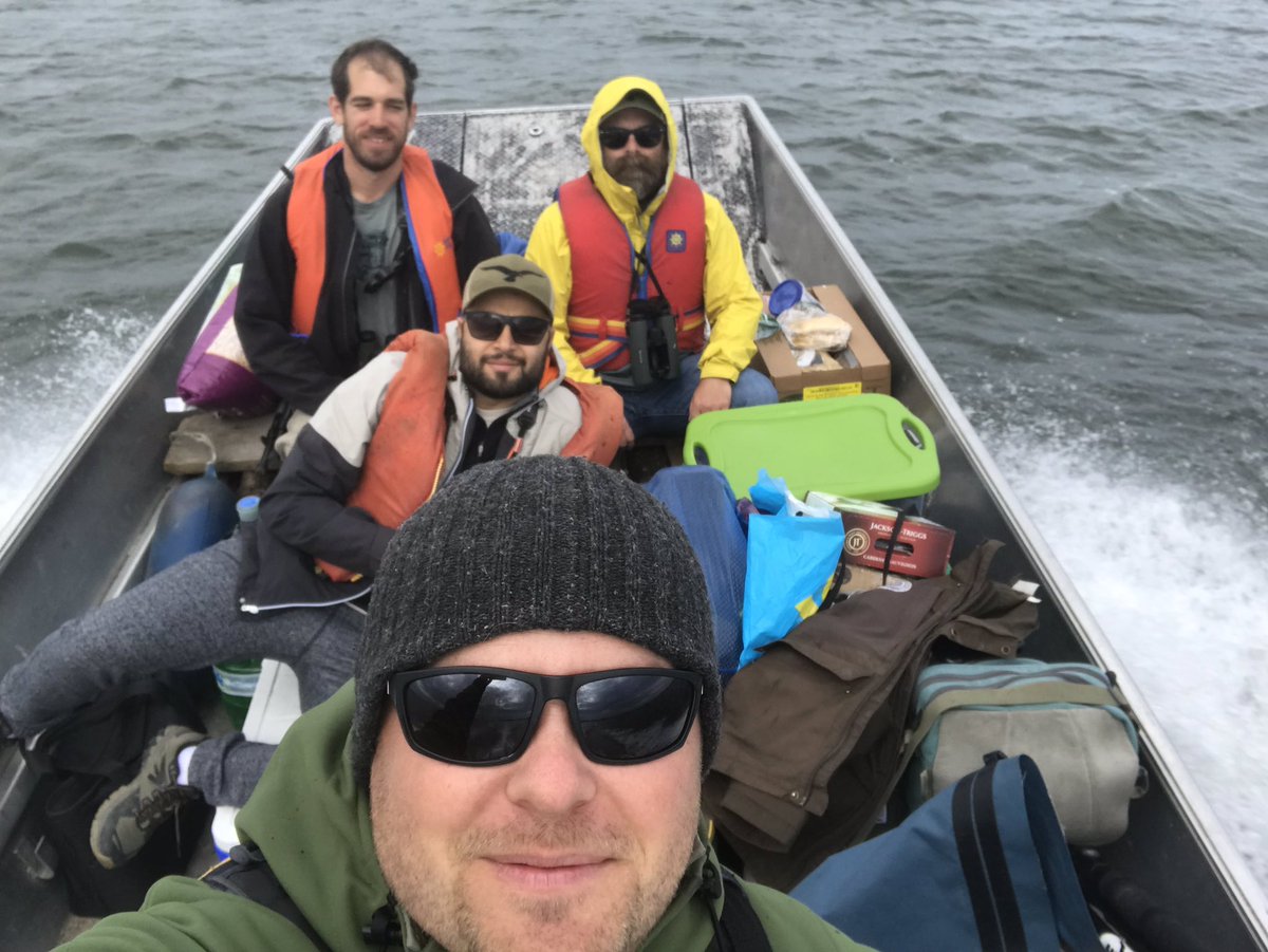 LongPointBirdOb's tweet photo. The Canucks contingent of LPBO’s Cygnus Crusaders are heading to the Tip to start their #BSCBirdathon for LPBO! Looking for a good bird to start the clock on. Learn more and donate here - https://t.co/YvyFMLnKHu @BirdsCanada #birds #migration https://t.co/HGS85lj9Y6