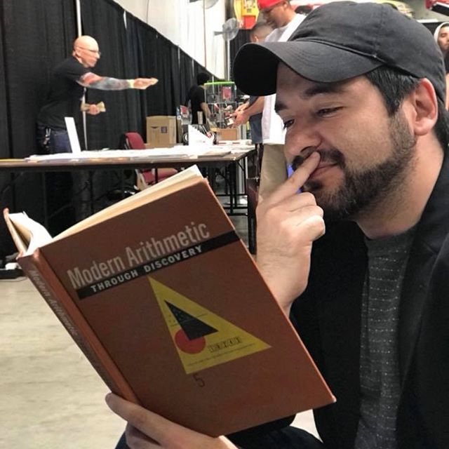8biteric's tweet photo. When bae says she wants to be with someone smart.. #funnyaf #funnymemes #savage #bae #8biteric https://t.co/U4zX2qea8y
