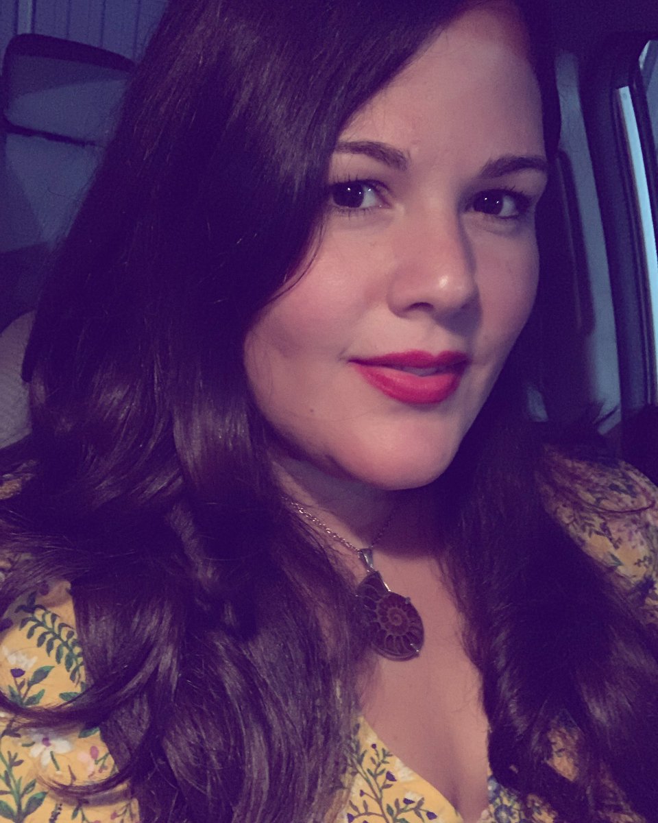 MoraimaRowey's tweet photo. 🌻💐💛
#MoraimaRowey #Puertorriqueña #CulturaLatina #PuertoRico #EnergyWorker #thegoddessisback https://t.co/UHGmajzXci