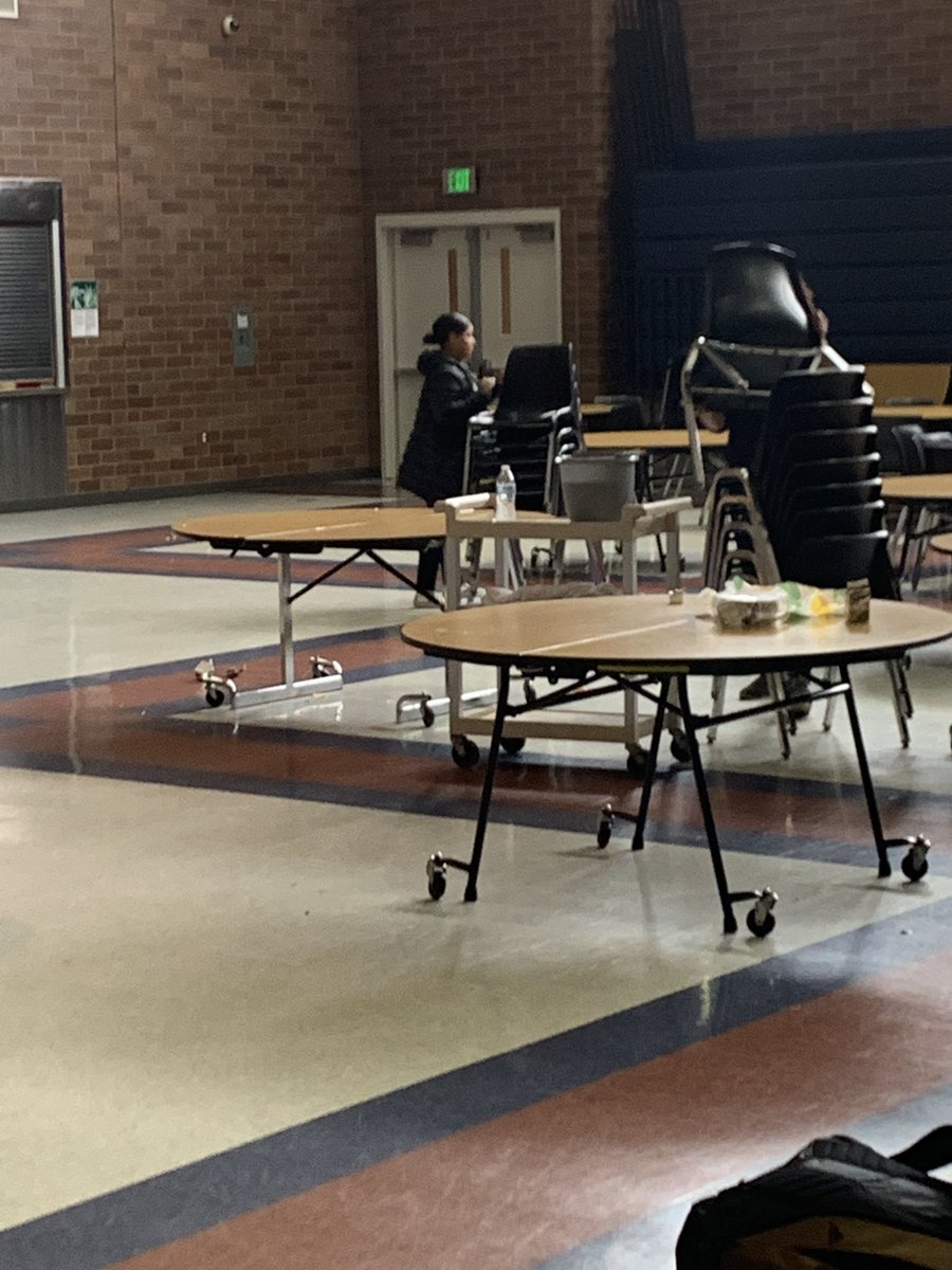 <a href="/EgreenPride/">Evergreen Plainsman</a> Shoutout to Jayden Atherton who stayed after lunch at cascade middle school to help clean up. Way to represent EHS. #BeTheE #EmbraceAlacrity