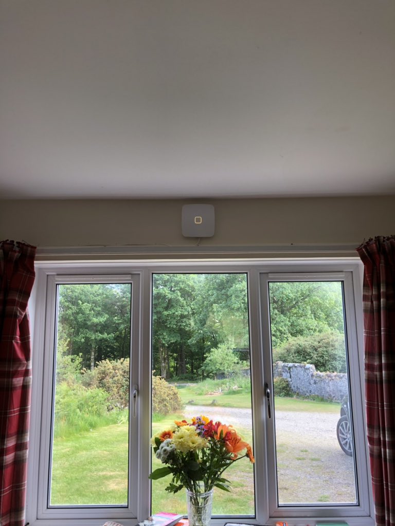 B0BBroadband's tweet photo. 8 holiday cottages, 7 APs, #Cat6, 3 days, #2Mbps and 1 man. The plan is to improve speeds, a small mast on the hill with a high gain #4g antenna or a PtP link from a better source. The other fun option is we unite the Clans and go for a new #BackofBeyondBroadband #network #BoBB3 https://t.co/76xH8TDI4c