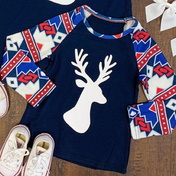msrae_420's tweet photo. So good I had to share! Check out all the items I'm loving on @Poshmarkapp from @CarolSweazy #poshmark #fashion #style #shopmycloset #hotleaf #boutique #realtree: https://t.co/jSUxRmlPL9 https://t.co/ycZjXAlZ35