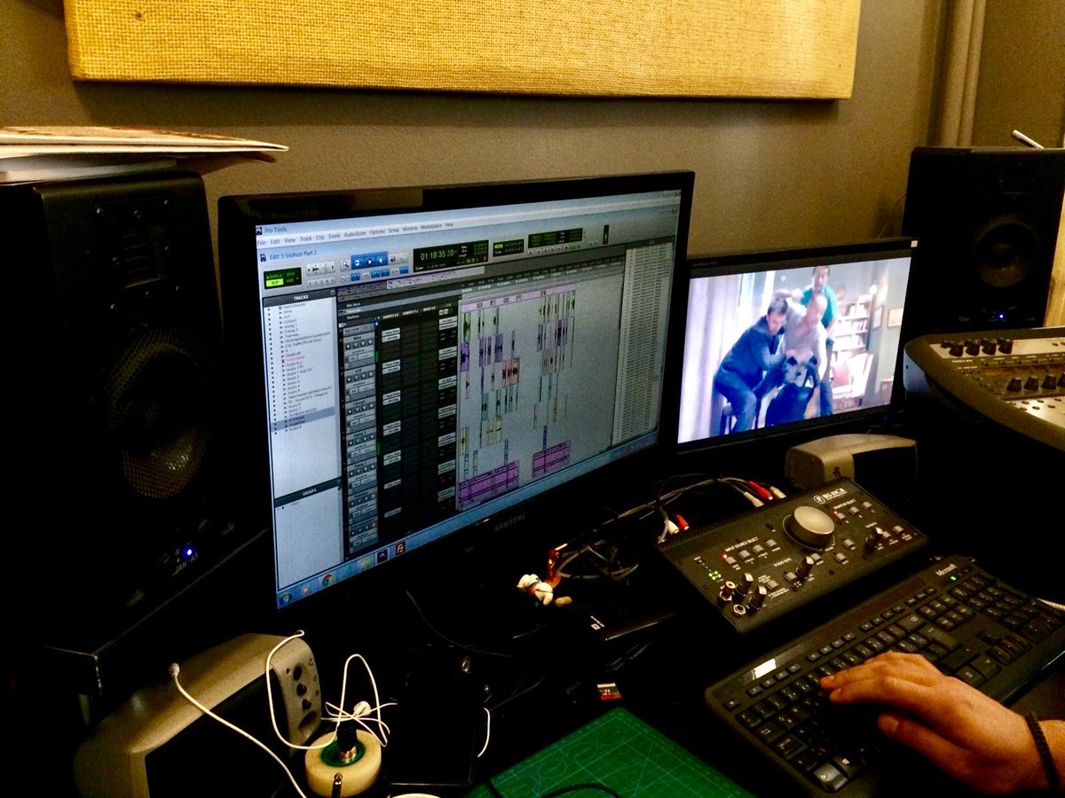 Ses işlemlerinde sona yaklaşırken... 5silahsorler.com  #5SilahşörlerFilmi @serdarpeh <a href="/atolyelokomotif/">atölye lokomotif</a> <a href="/BanuKanibelli/">Banu Kanıbelli</a> <a href="/LokomotifKamera/">𝐋𝐨𝐤𝐨𝐦𝐨𝐭𝐢𝐟 𝐊𝐚𝐦𝐞𝐫𝐚</a> <a href="/acyalaz/">Cüneyt Yalaz</a> @arifpiskin1 #mustafaturan @minecerci <a href="/LvntSmr/">Levent Sümer</a> @pinuspiccea #sinema  #sinemafilmi #çocuklukarkadaşları #soygun #sevgi #ölüm #aşk