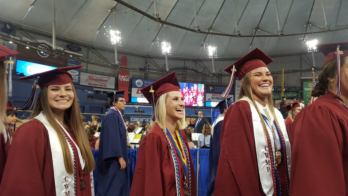 my_pcs's tweet photo. Palm Harbor University High seniors take the Trop. The ceremony is underway for the Class of 2019! #PCSGrads #PHUH #PCSProud https://t.co/Du46dRs8QX