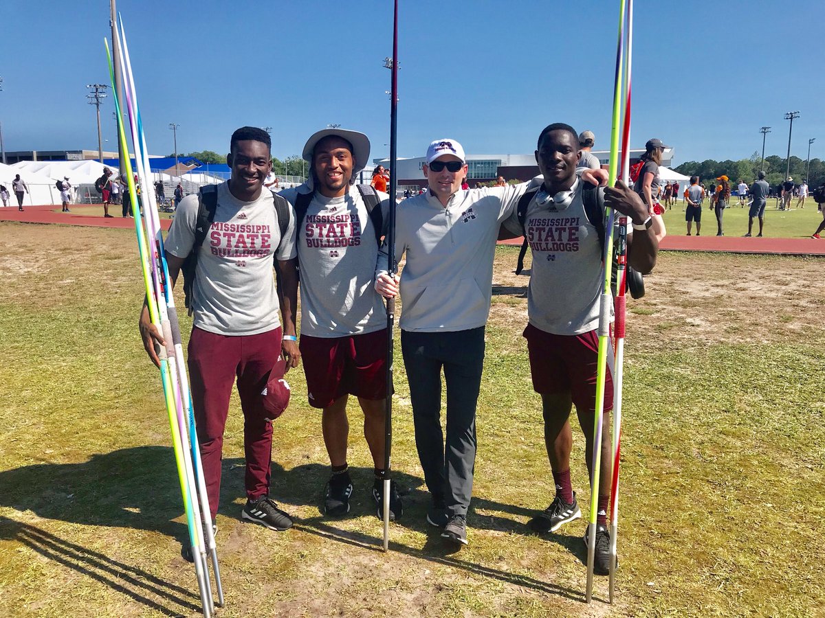 bhemphillMSU's tweet photo. In an incredibly successful year for so many @HailState student athletes and teams, these guys just continue to show up and dominate. Congrats ⁦@A_Peters_1⁩ ⁦@Curt_Thompson_⁩  ⁦@HorsfordTyriq⁩ and ⁦@AprilMSUthrows⁩ on another podium sweep #HailState #JavU https://t.co/YbYooq9D42