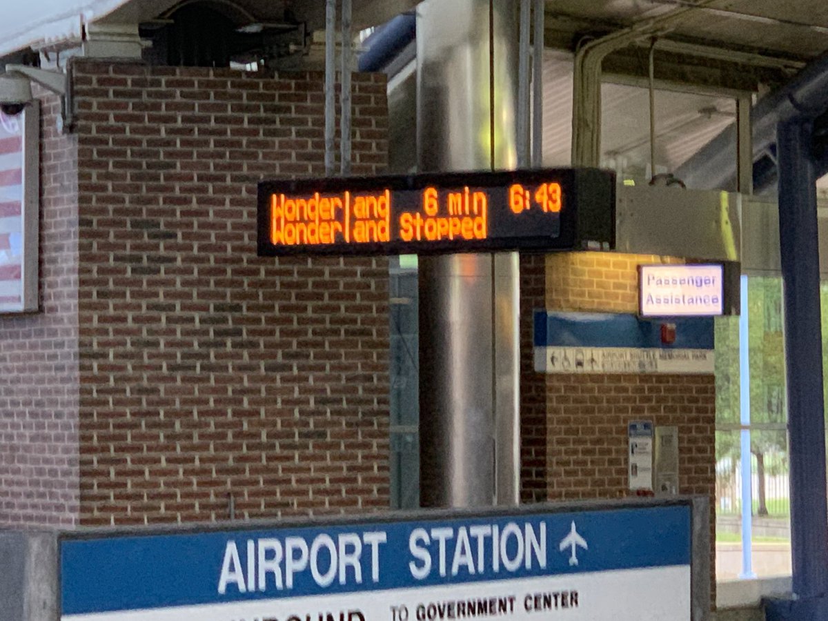 MichaelATowers's tweet photo. Guarantee this is the train Alice is taking. #TheT #BostonMBTA https://t.co/9WVUDdg4c9