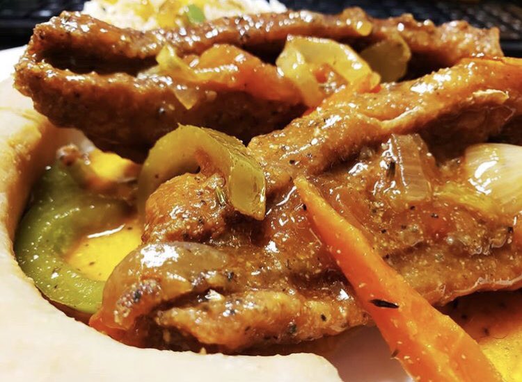 TRY OUR NEW CREOLE SNAPPER FILET!!..SERVED WITH RICE AND ONE SIDE 😋 To order online visit Perrywings.com 🔥
#bestfoodintown 
#miamilandmark 
#perrywingsplus 
#miamisbest
#memorialweekend