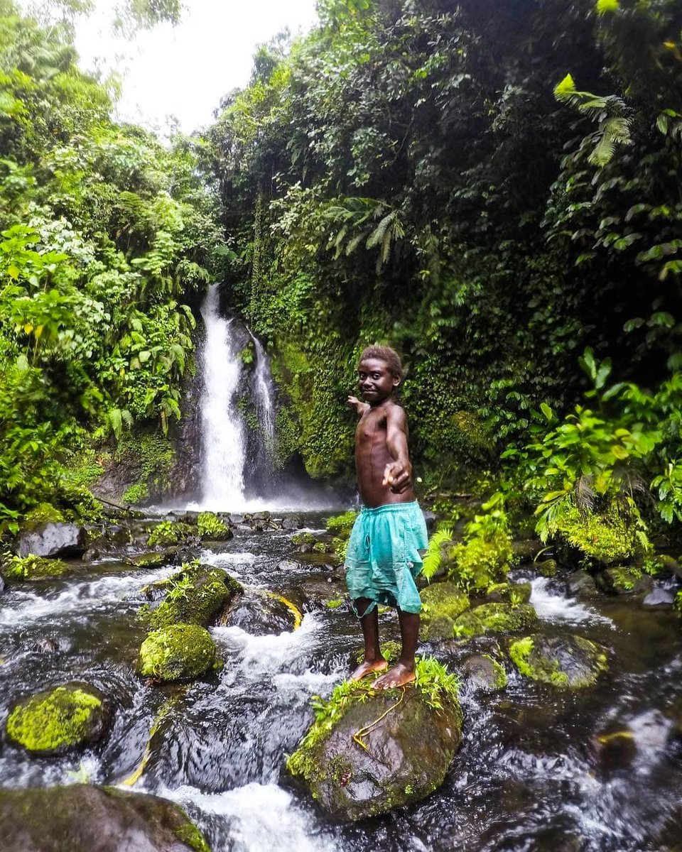 Do you want to go on an adventure? The incredible region of Bougainville has caves, volcanoes and sinkholes just waiting to be explored! #VisitPNG
📷@__zanewilson