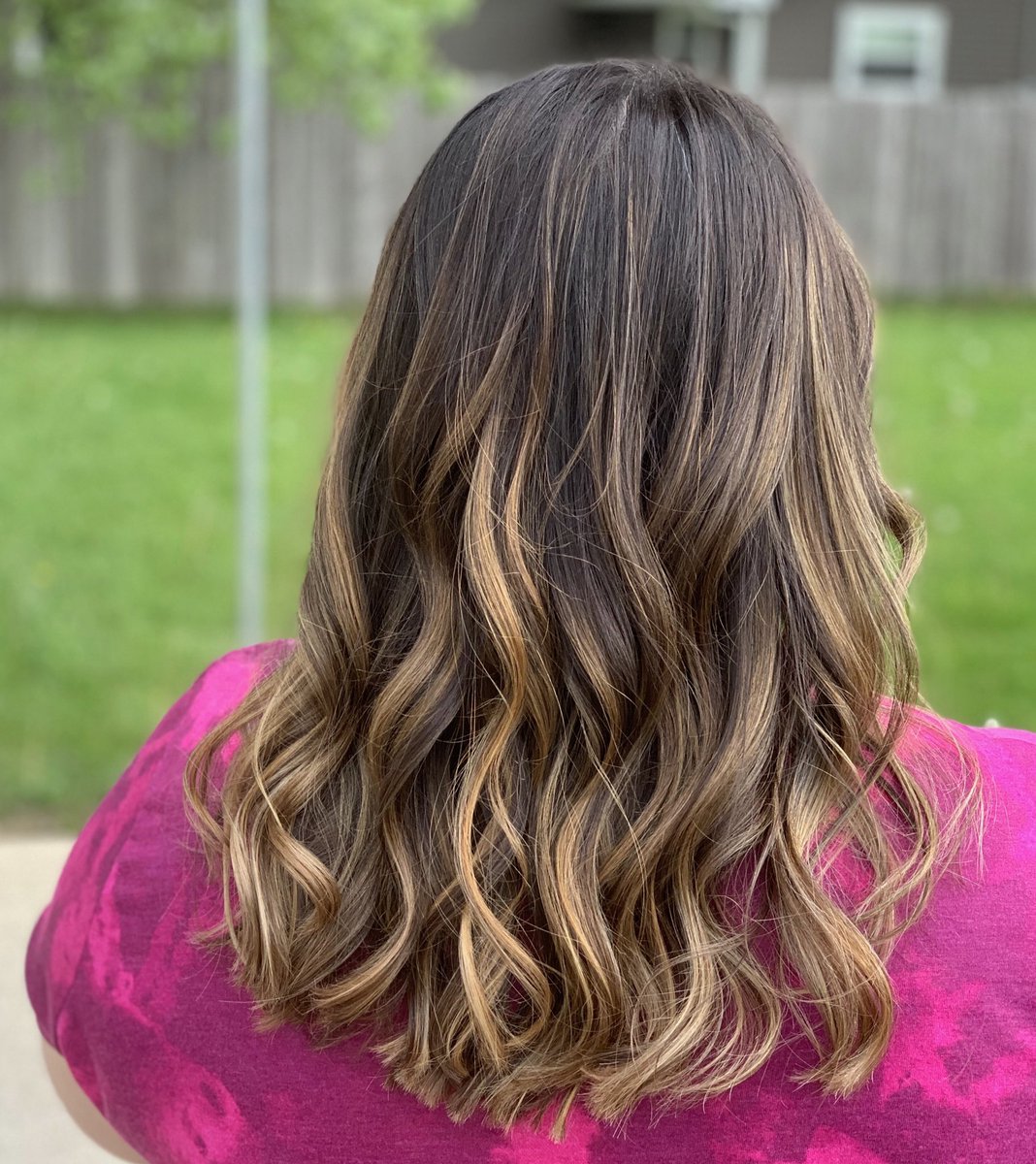 gracennelson's tweet photo. @HannahPloof did such an AWESOME job!! 10/10 recommend her!! I love my hair! https://t.co/nxAlWoLxB3