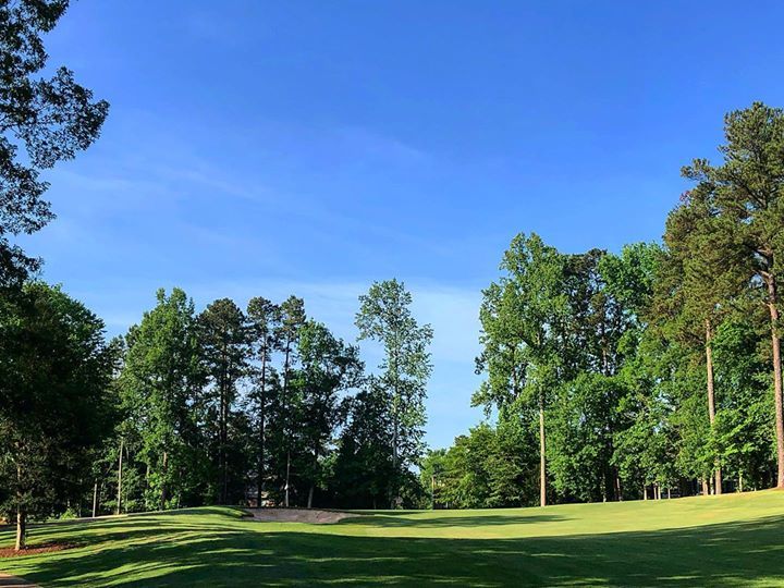 TylerDiceGolf's tweet photo. Who else wants to go pin seeking this holiday weekend? https://t.co/sjxqBb6Meq