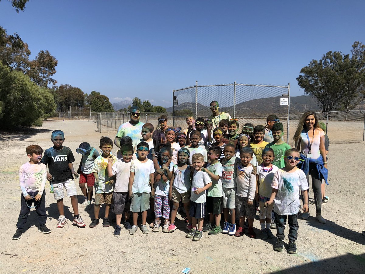 LOMA_ESS's tweet image. OUR 2ND ANNUAL COLOR RUN WAS A SUCCESS!! Thank you to all the parents that came out and helped us out as well as participated!!! #ColorRun #ESSROCKS #LMSVHEART #AttendConnectBelongLMSV #LOMA