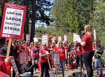 SouthTahoeNow's tweet photo. RNs at Barton Hospital go on strike. Negotiations on first contract planned to resume June 4/5. #SouthLakeTahoe @BartonHealth #CANurses
https://t.co/6OiMKai6X0 https://t.co/7qs5By1cfk