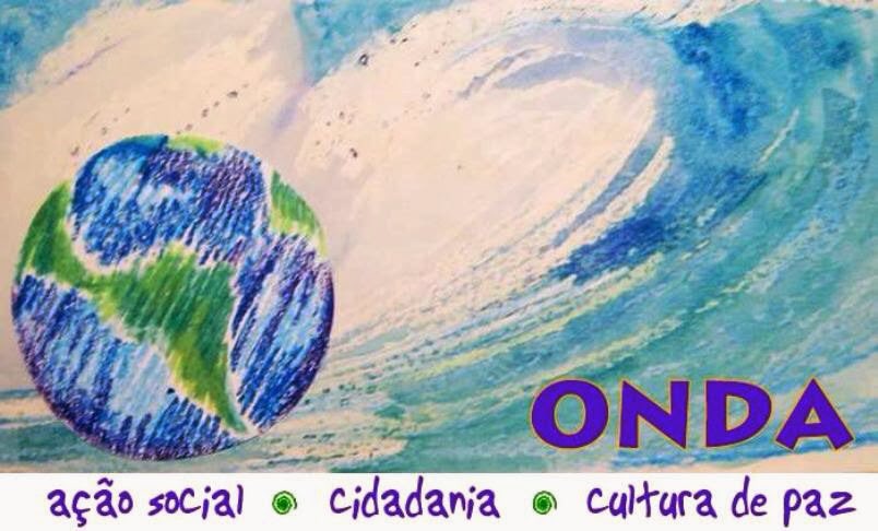 lisonda's tweet photo. The Big Wave of Changes 🌎#ClimateAction #ClimateStrike #Earth #Fridays4Future #WeAreFutureLeaders #art #walls #streetart #waves #cleanupworld #Brazil #environment #PlasticFreeFriday https://t.co/gvrKxy5PFm