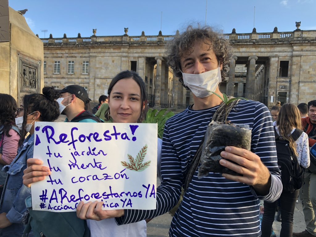 lobodelasnieves's tweet photo. Restaurar los bosques y escosistemas degradados es una acción clave, restaurar nuestra relación con la Tierra es Urgente! #AccionClimaticaYa #FridaysForFuture #restauracion #colombiaregenerativa @OpEPA https://t.co/cVVSoWuU8K