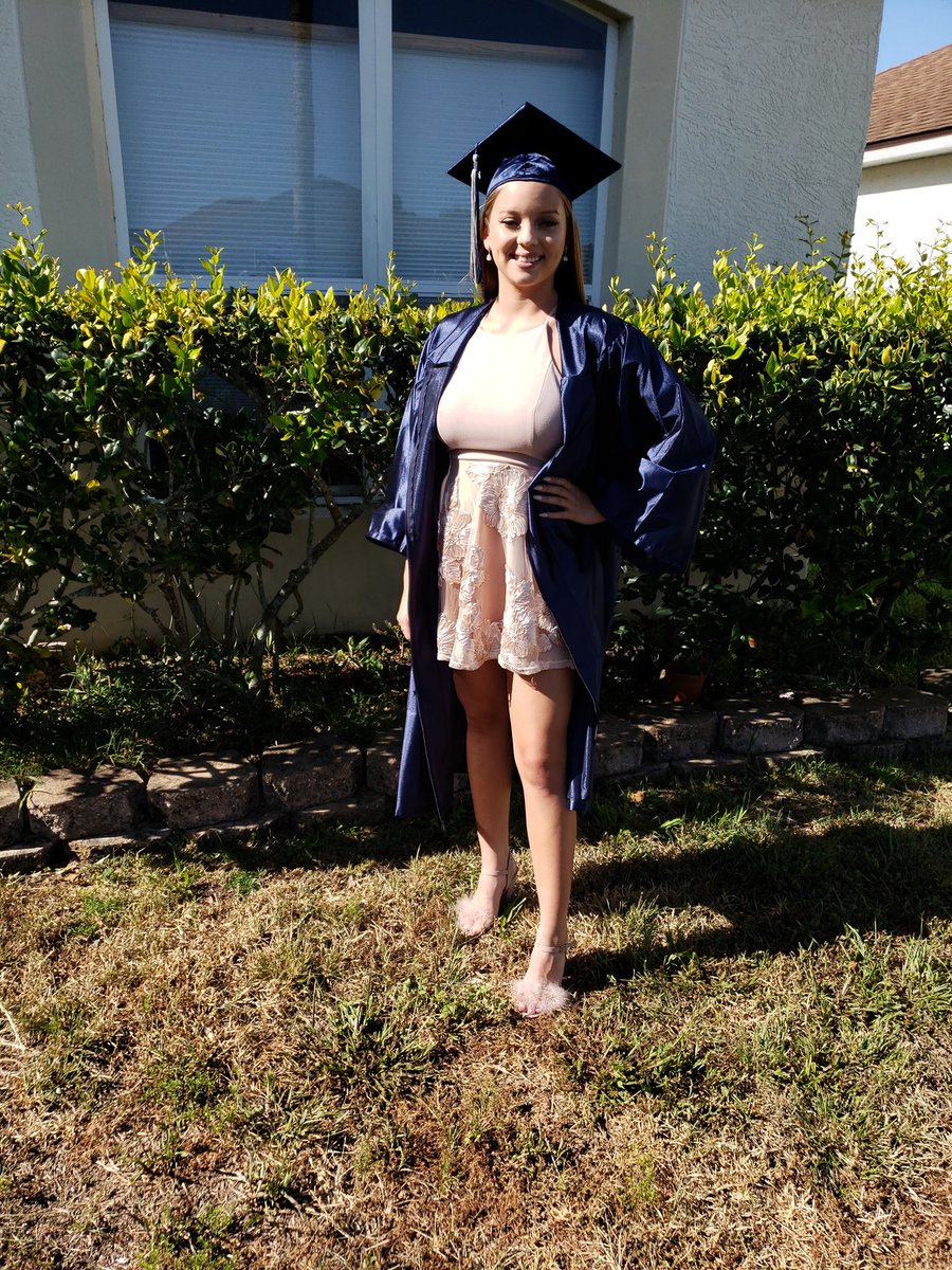 RMSIDAC's tweet photo. Congratulations, Sammy! We are so proud of you and all your achievements!  We love you. 🎉🎓❤ #polkgrad19 https://t.co/VK7oSQU0oC