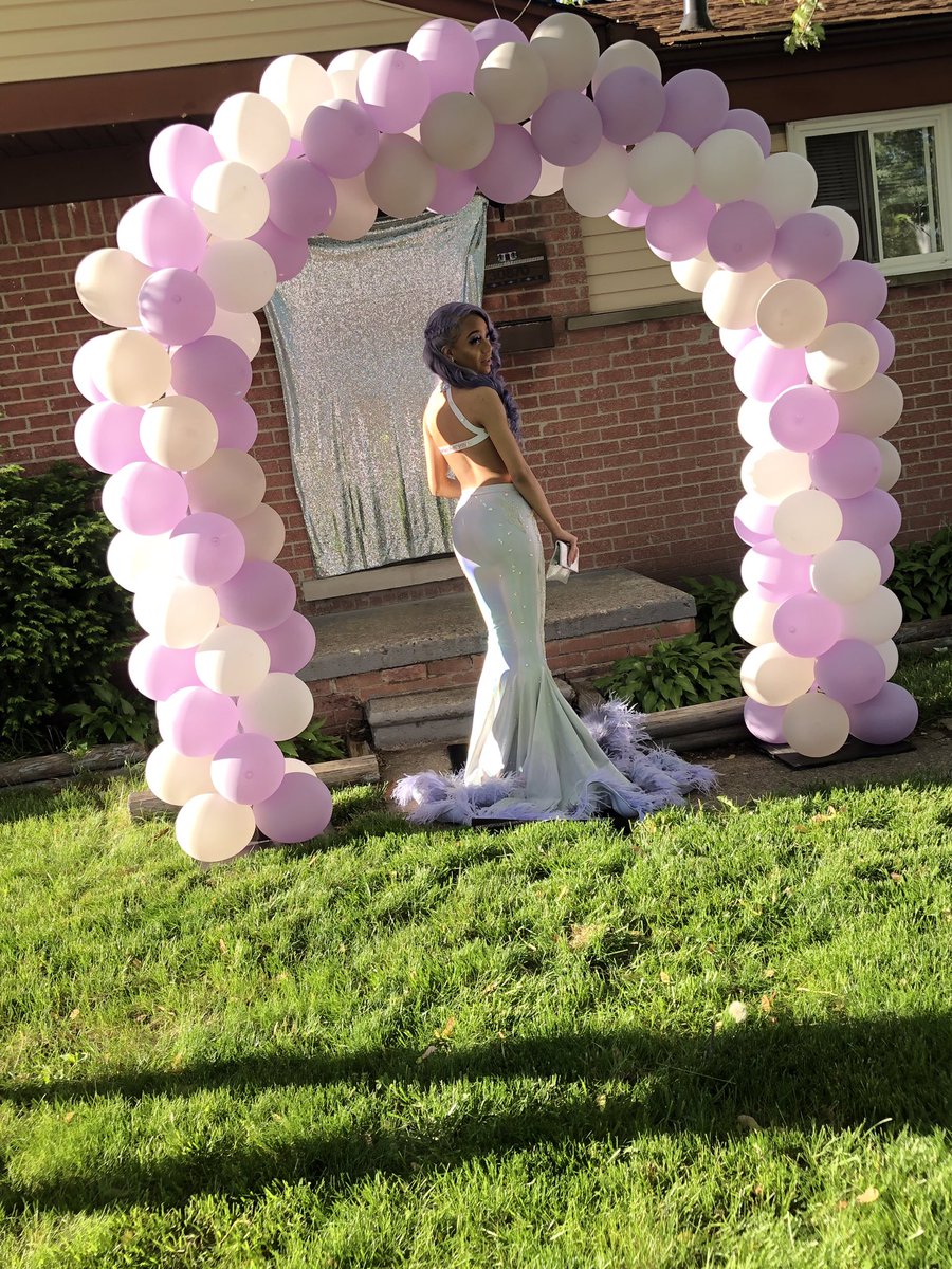 wavyvic_'s tweet photo. #prom2k19 The act up🥶 https://t.co/K9tMy3rr9u