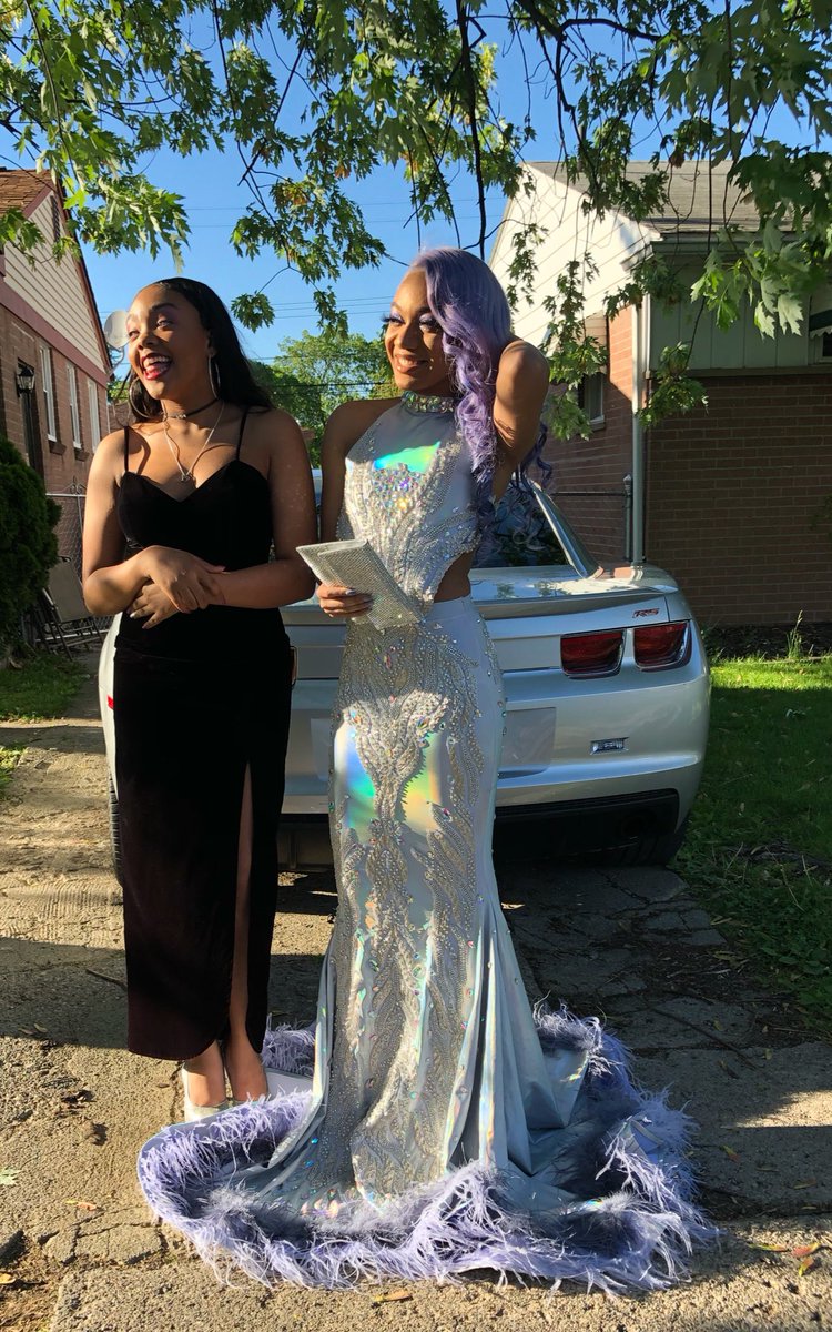 wavyvic_'s tweet photo. #prom2k19 The act up🥶 https://t.co/K9tMy3rr9u