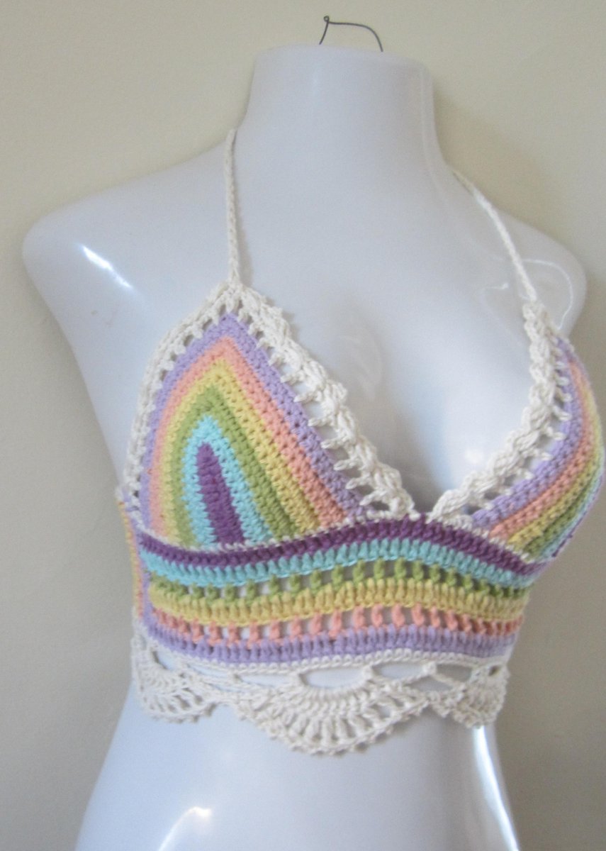 Elegantcrochets's tweet photo. PASTEL RAINBOW Crop top, Crochet crop halter top, ROYGBIV, Pastel crop top,crochet gypsy top, beach cover up, bohemian, summer top, hippie https://t.co/XX3bHaP6sg #festivalclothing #Bohemianclothing #slowfashion #beachwear #Gypsyclothing #CroppedTankTop https://t.co/9cLZknf3L7