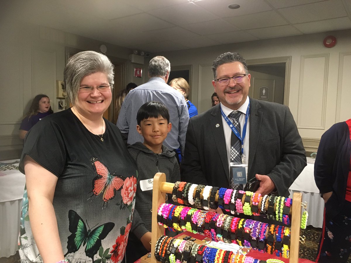 Félicitations à nos élèves qui ont si bien représenté l’EECC à Cornwall pour l’entrepreunariat en milieu scolaire.  #CSDCEOentrepreunariat #CSDCEOleadership