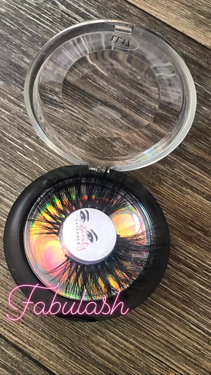 only1bwoods's tweet photo. 4D Mink Strips ONLY $15 💗 Same day shipping Mon-Fri .. Follow @beautyextended101 on IG! #RETWEET2SUPPORT https://t.co/kL52gDbGFp