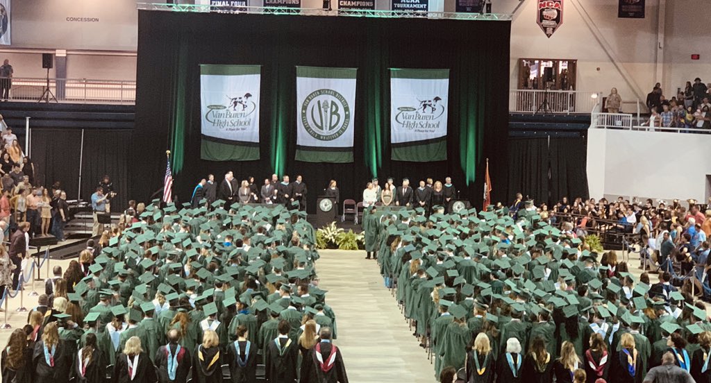 VBSDPointers's tweet image. Here we go! 🎓 #PointerPride #Classof2019