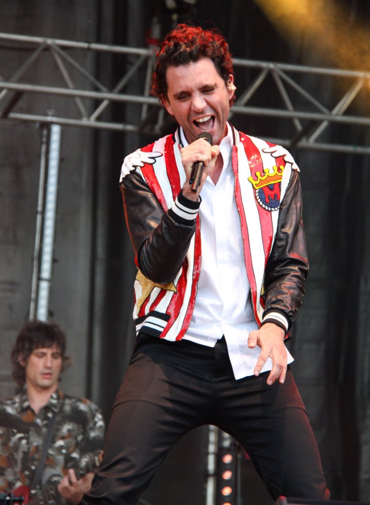tiibet_mfc's tweet photo. The excitement of seeing this again 🎤🎸 #mika #wisfest #VirginRadioLive https://t.co/AbLpBOxBc9