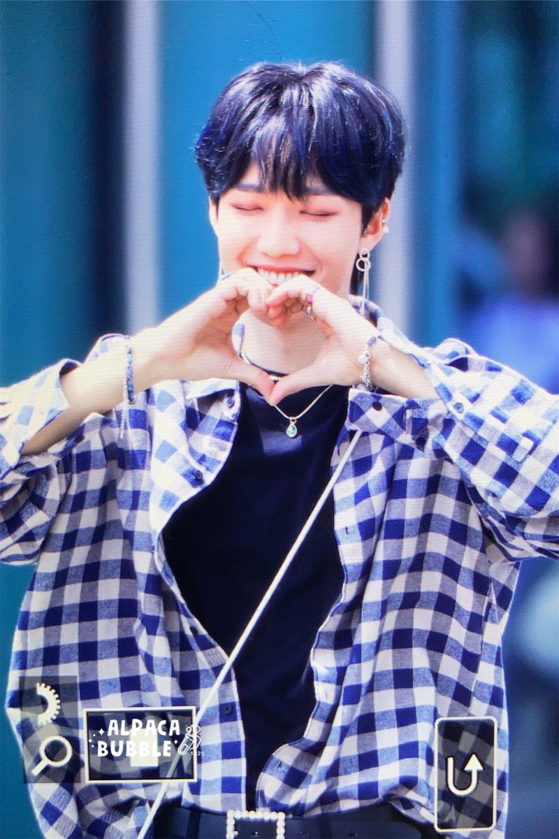 AlpacaBubble's tweet photo. 190525 
Mini FM preview
#LIMYOUNGMIN #임영민 #AB6IX 

아 ！！！！！！ https://t.co/2saNPah2Vp