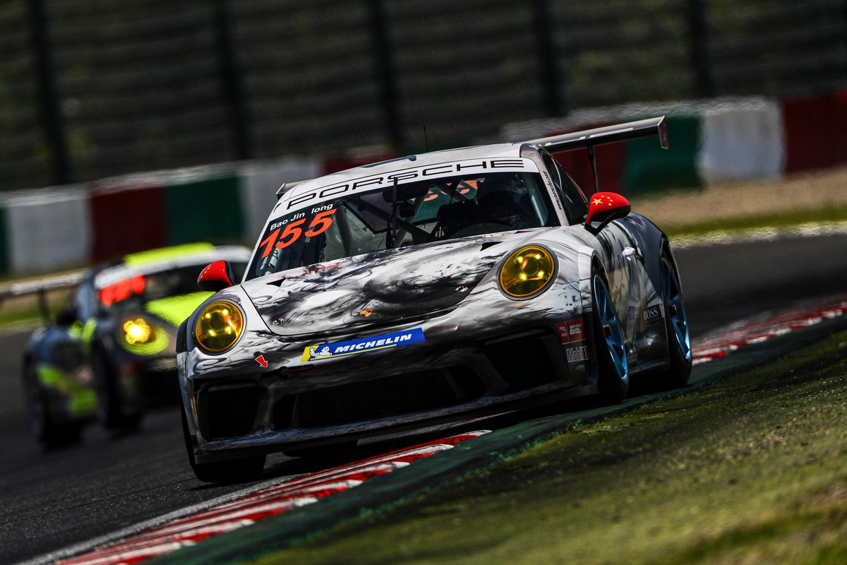carreracupasia's tweet photo. In #CarreraCupAsiaProAm, #BaoJinlong of #ZhengTongAuto (2:06.568) clinched the 1st Pole in #Suzuka. He will start P1 in class next to #NovuRacing’s @Yuey_Tan (2:07.170) in P2, with #OpenRoadRacing’s #FrancisTjia (2:07.800) in P3. Watch Rd 2 live on Facebook, 4:15 pm (UTC+9). https://t.co/SHTzXkDiTS