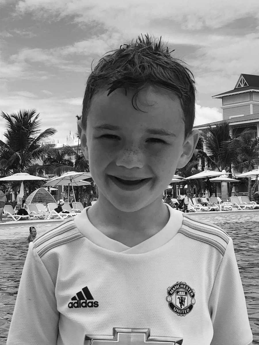 clairduffy11's tweet photo. My #extradayoffpic is from our first day of #familyholiday and my boy having fun in the sun #caribbeanstyle #PwCproud https://t.co/I5m6oG9ZNv