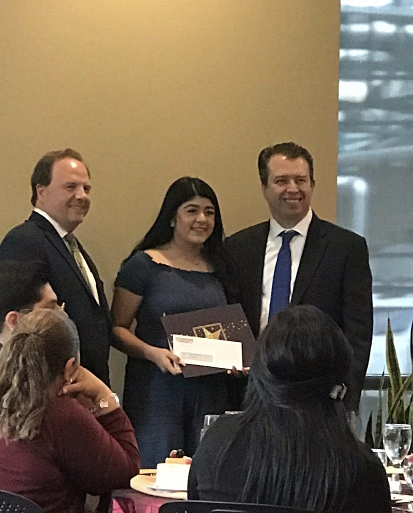 BrackenridgeMfi's tweet photo. Congrats to Lauren Calderon, A/V productions student! Guenther scholarship recipient shown here with our superintendent Pedro Martinez!! #mfikids @SaisdCCR @SAISDCTE https://t.co/BAyLqUDzCP