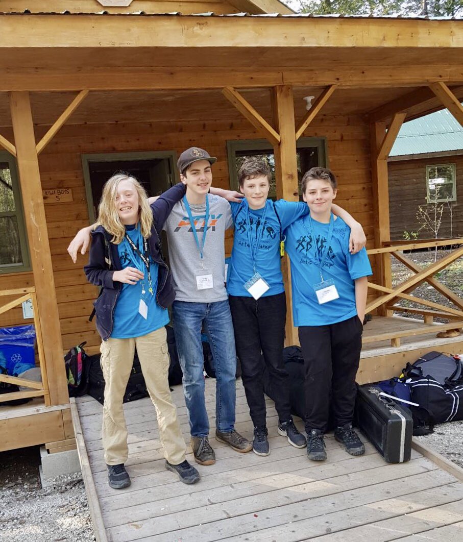 tanyaRUNS's tweet photo. So grateful for caring & passionate #TLAC2019 staff~you ROCK our world @vinyltechnology @MrBAndreasen @davegolden1210 @MrBenGeeTLDSB @BorysiukA https://t.co/biDlSW8L27