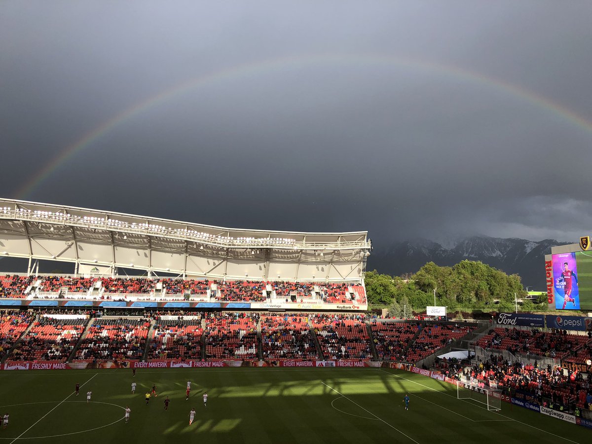 TaranMeyer0's tweet photo. Sunโs-a-shinin. #RSL https://t.co/fDtTiHTngx