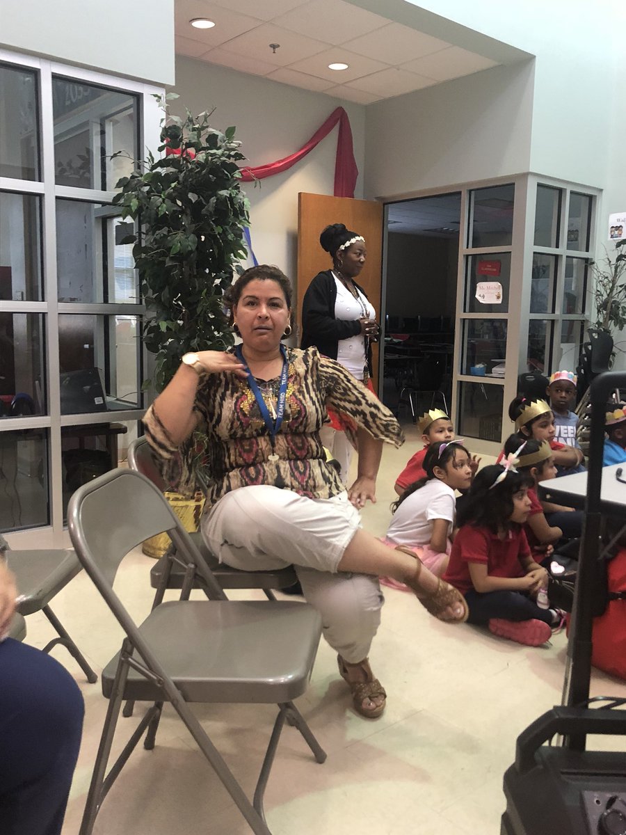 HISD 2G Magical Summer of Reading tweet media