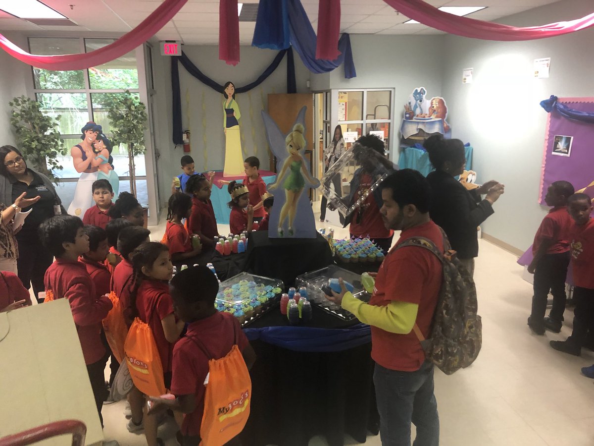 HISD 2G Magical Summer of Reading tweet media